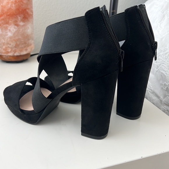 H&M Suede Platform Heel - Picture 3 of 9